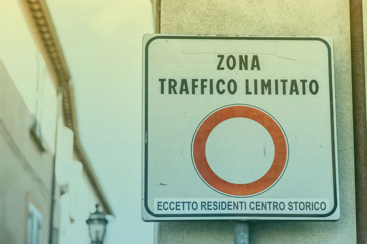 Italiaanse verkeersregels ZTF